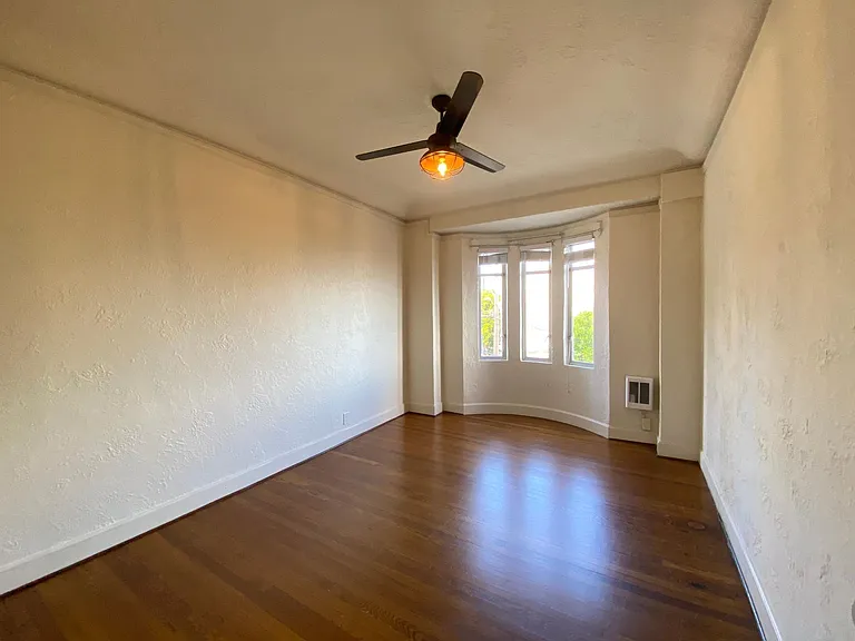2060 Leavenworth St #5 — Photo 12