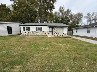 3250 Roesner Dr, Markham, IL 60428