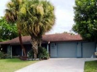 120 Bunker Rd, Rotonda West, FL 33947