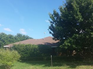 222 Youngblood Rd, Waxahachie, TX 75165