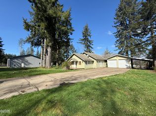 110 Camp 12 Riverside Ln, Siletz, OR