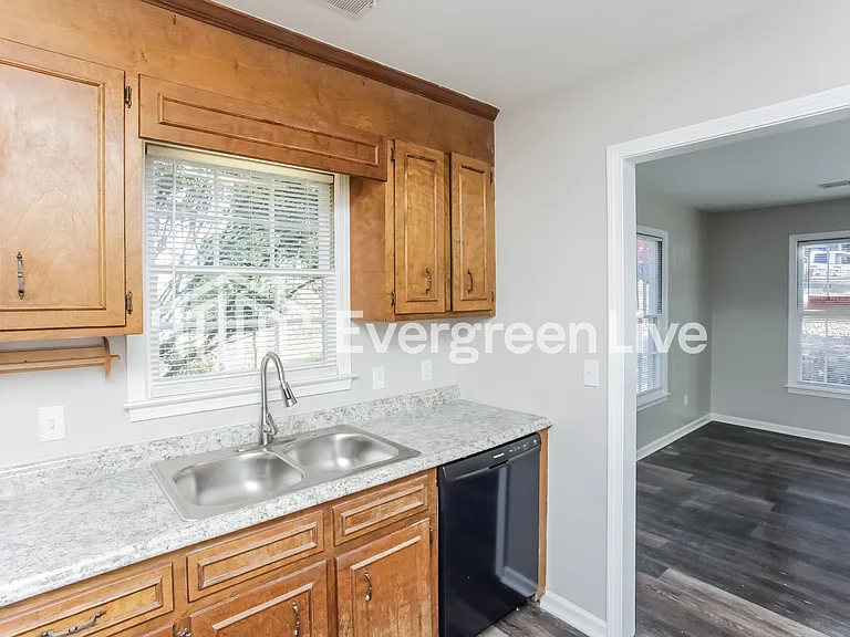 321 Gales River Rd — Photo 6
