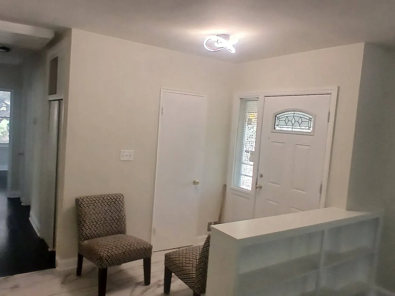 3 bed, 1800 sqft, $3,700 — Photo 3