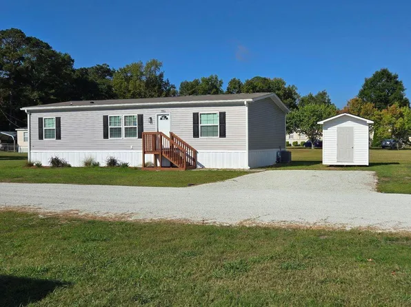 1118 Old Tar Landing Road, Jacksonville, NC 28540