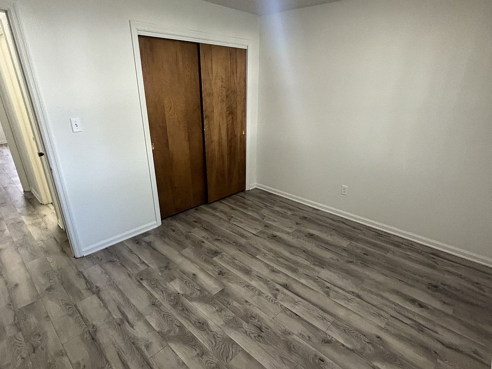 1644 West Adams Street 1 1644 W Adams St Springfield IL Zillow