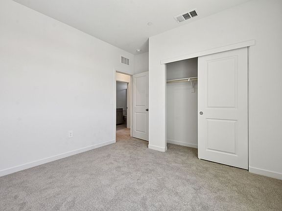 NCA_Rushmore_4521_Bedroom_1485_McIntyreSt_4.jpg