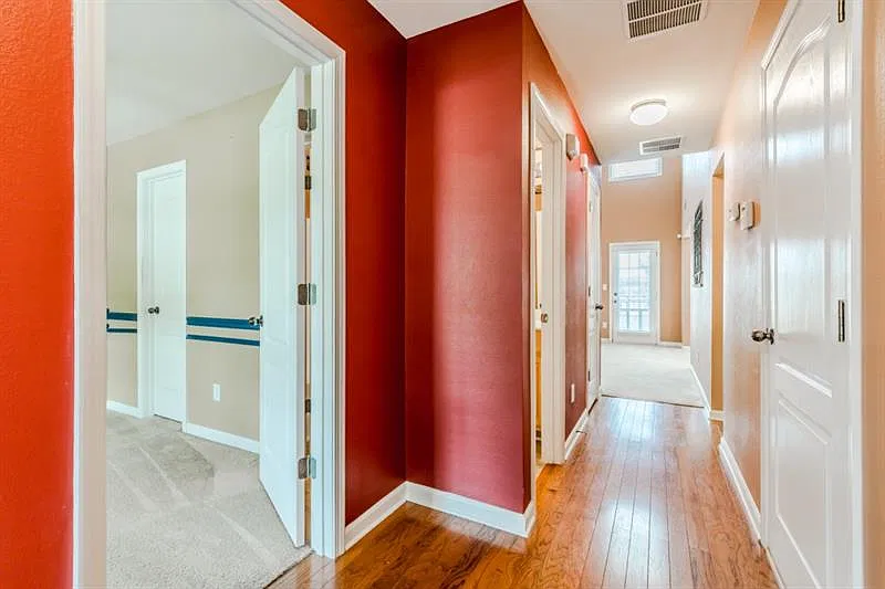 6414 White Walnut Way - 1 — Photo 2
