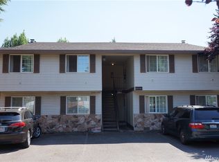 20044 30th Ave S, Seatac, WA 98198