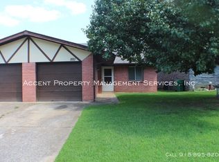1821 S Oklahoma St, Sapulpa, OK 74066