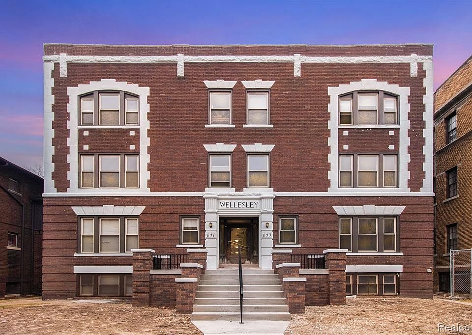 1st image of 651 Hancock Ave #108