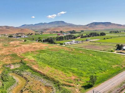3 Arabian Ln, Emmett, ID, 83617