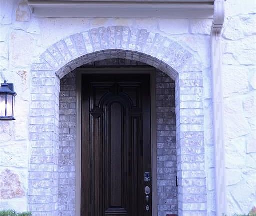 4th image of 18323 Harmony Bluff Ln