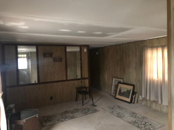 4th image of 503 Marty Ln