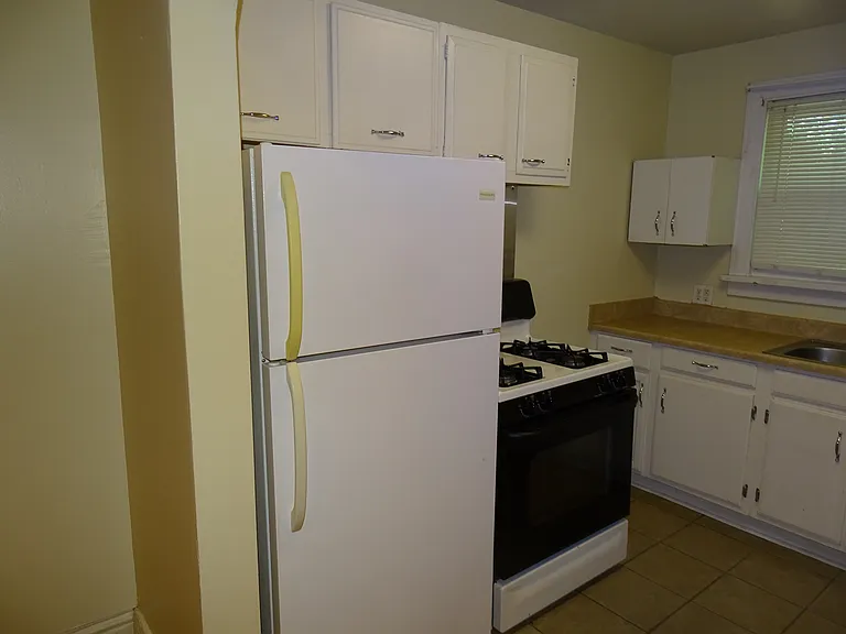 149 Chestnut St #1 — Photo 8