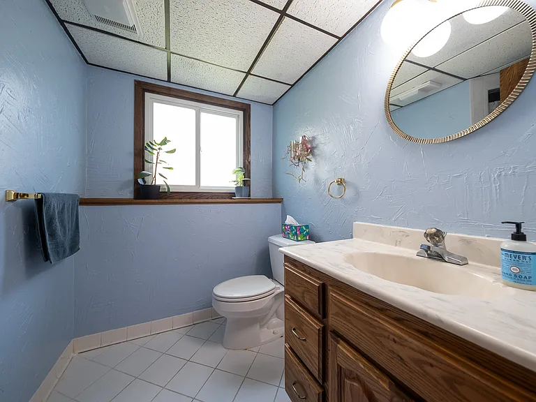 1581 Woodside Ct NE — Photo 29
