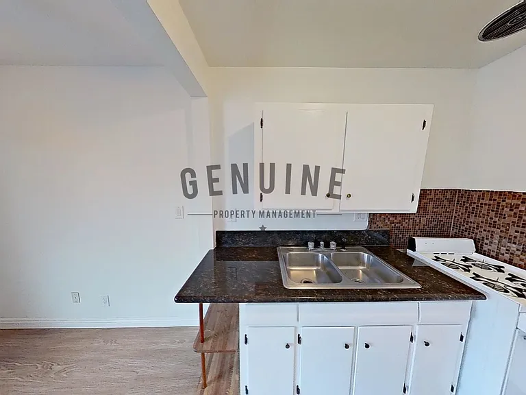 1130 South Lemon Street, Anaheim — Photo 6