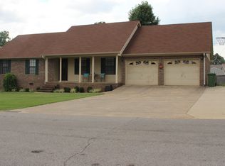 402 Anna St, Muscle Shoals, AL 35661