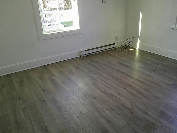 4th image of 944 W Central St #A