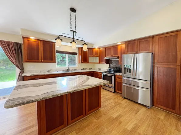 11-3225 Anuhea St, Volcano, HI 96785