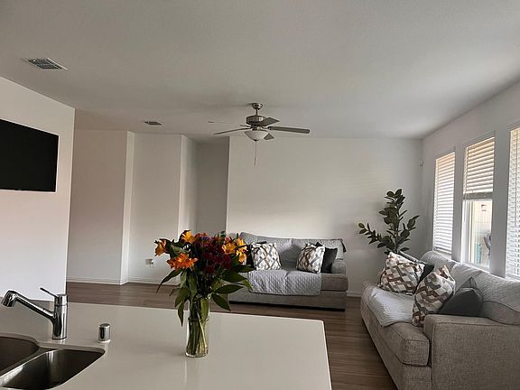 3rd image of 2110 Fimbry Dr