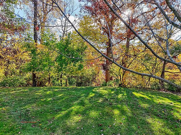 5th image of 2545 Reynolds Manor Dr #2545