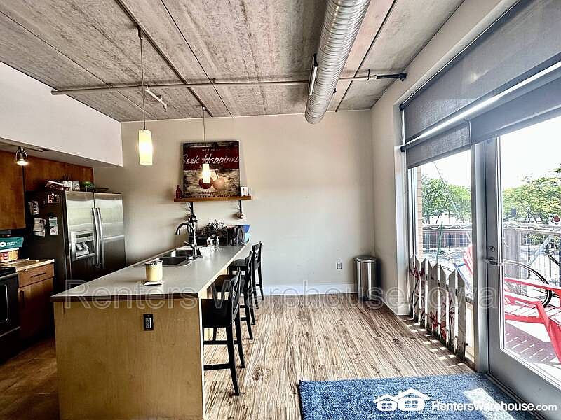 1st image of 309 East St Unit 302