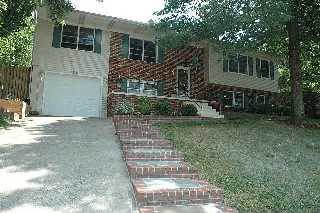 131 Governors Drive, Leesburg VA