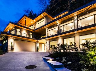 817 Younette Dr, West Vancouver, BC V7T1T1