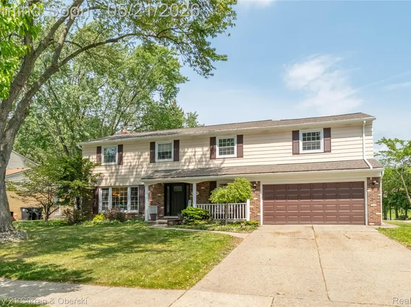 35484 Bennett St, Livonia, MI 48152