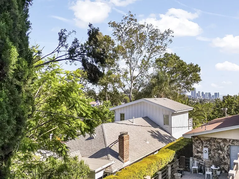 1616 Cerro Gordo St — Photo 42