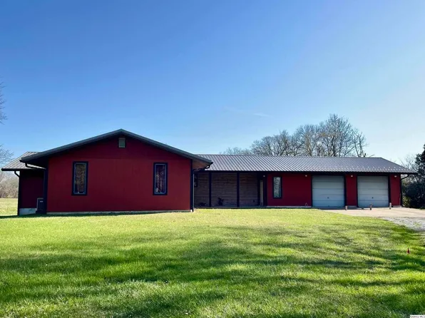 1300 N 3000th Ave, Loraine, IL 62349