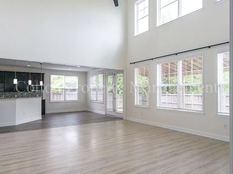 7445 Darius Dr — Photo 6