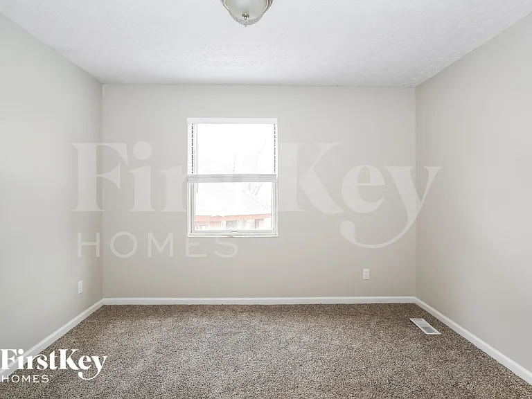 560 Corral Gate Ct — Photo 15
