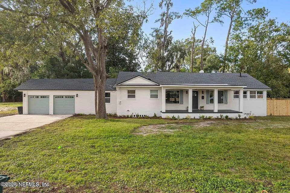 4308 Worth Dr E
