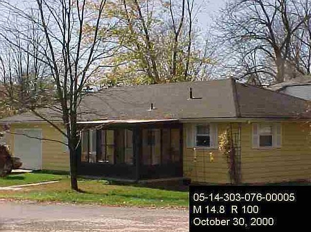 1st image of 1602 S High St