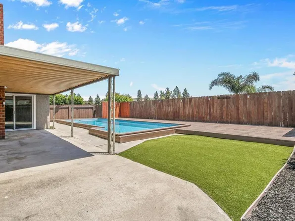 12443 Danes Rd, Poway, CA 92064