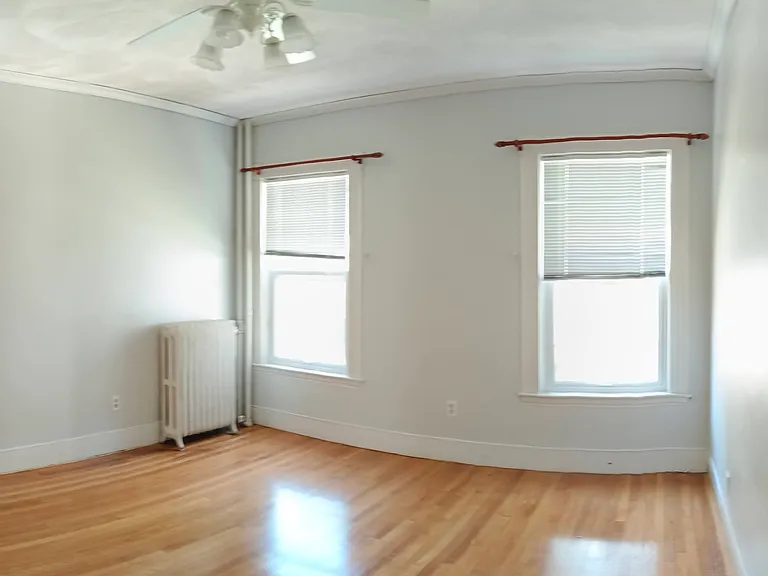 52 Crescent Ave #1 — Photo 14