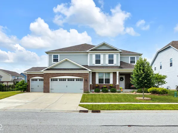 6137 Hardwick Dr, Whitestown, IN 46075