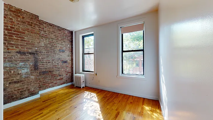 Rented by Bond New York | media 2