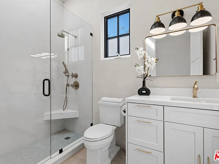 4034 Coolidge Ave — Photo 9