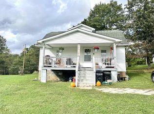 465 Oak St, Olive Hill, KY 41164