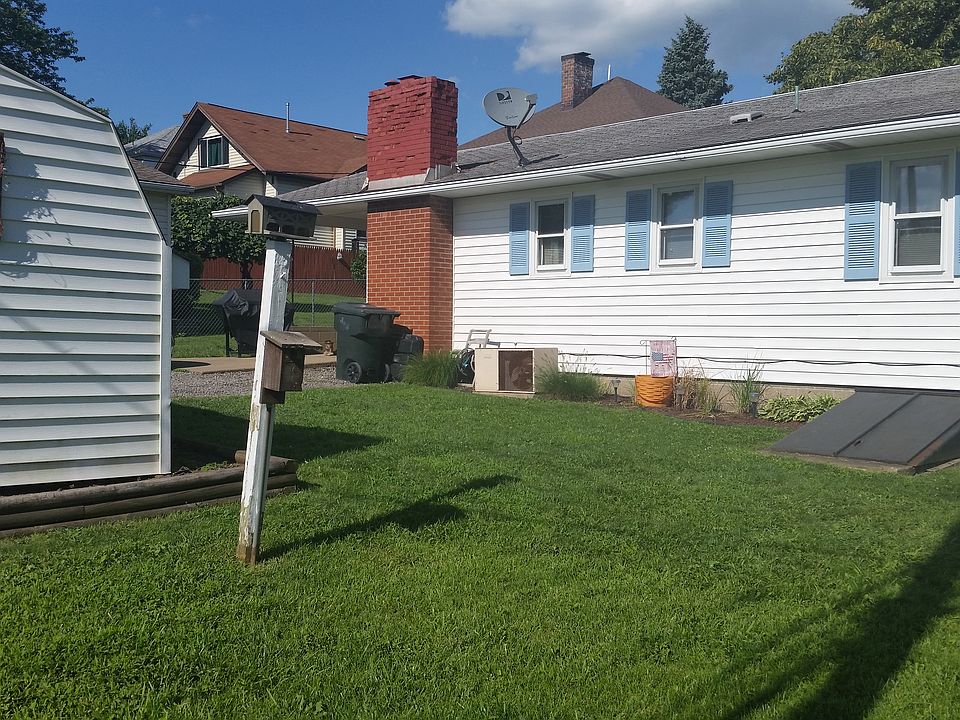 2nd image of 116 S Bridge St