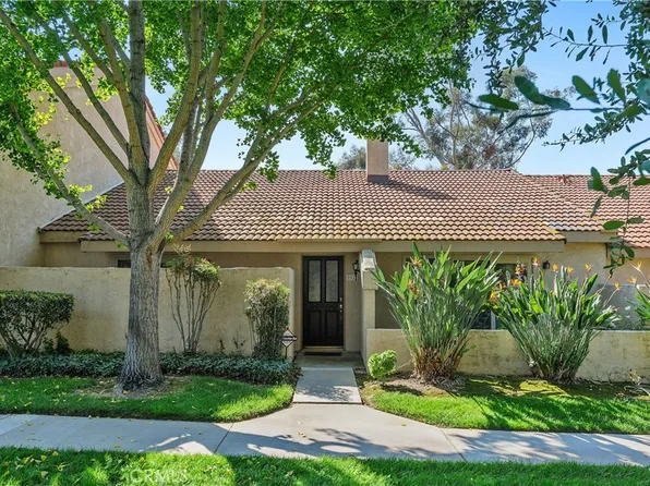 2527 Cortina Dr, Riverside, CA 92504