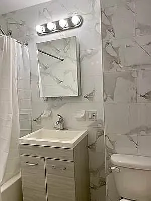 Rented by Oxford Property Group | media 7