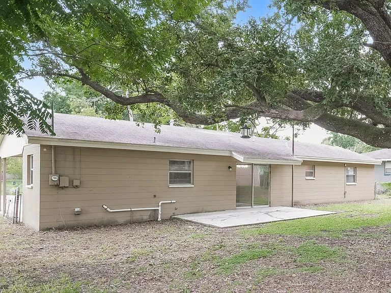 5927 Stokes Rd — Photo 15