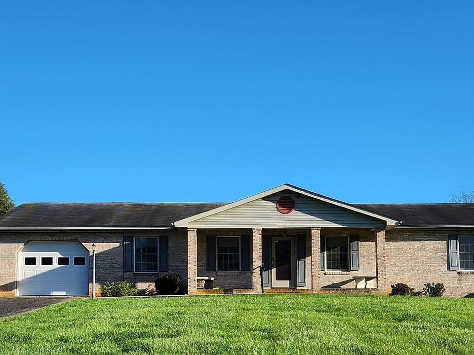 1st image of 1700 Kingston Cir
