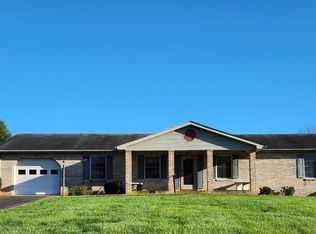 1700 Kingston Cir, Bedford, VA 24523