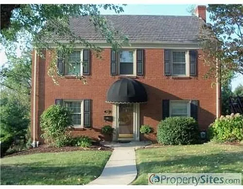 4624 W Barlind photo 1