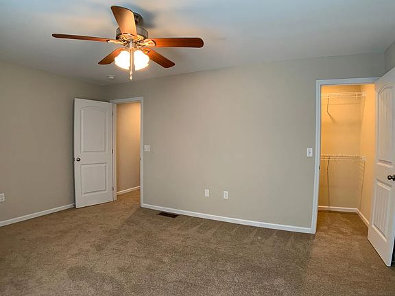 5th image of 2000 Willow Dr #7