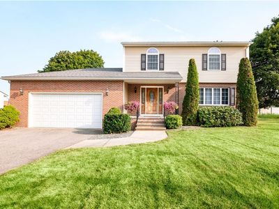 10 Olney St, North Providence, RI, 02904